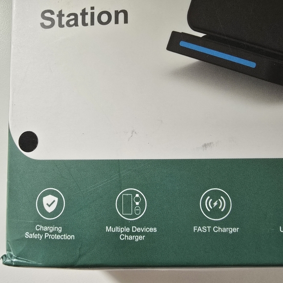 Houflody 3-in-1 Foldable Wireless Charging Station – New - Picture 2 of 10